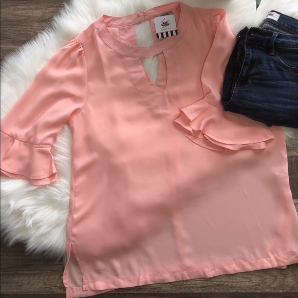 Blush Top 🌸 - Picture 2 of 2